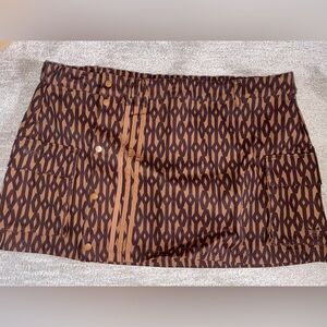 Ivy Park Skirt tailored to an XL fit